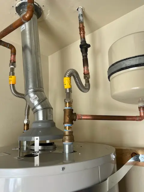 Water heater installation and plumbing repair in McAllen
